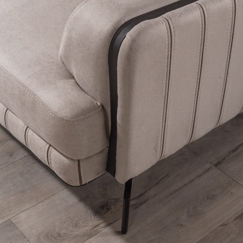 Canapea extensibilă 3 locuri PIANIST 227 cm, material:  țesătură , picioarelor;Metal, detalie