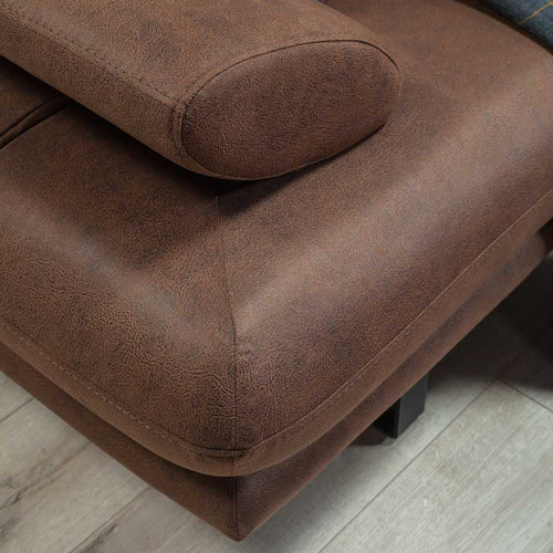 Colțar Extensibil 6 locuri TERRA 305 x 270 cm , Țesătură cu aspect de piele, Tipul picioarelor: Metal , detalie    din sus