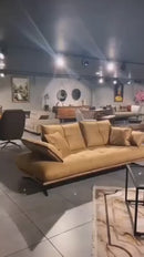 Canapele si fotoliu TESLA in showroom